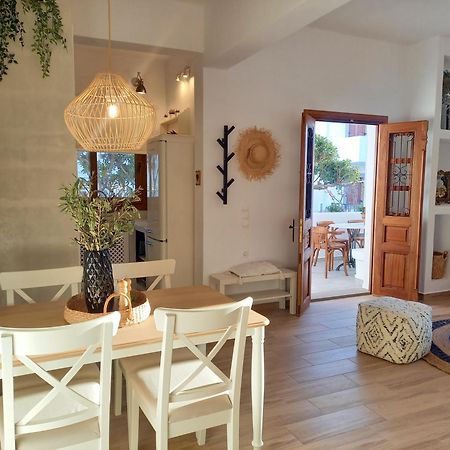 Patmos Little Suites Skála Exteriör bild