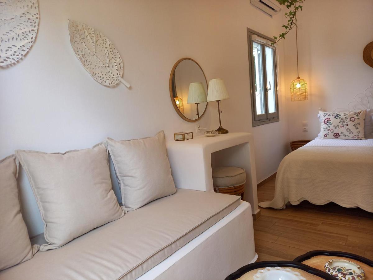Patmos Little Suites Skála Exteriör bild
