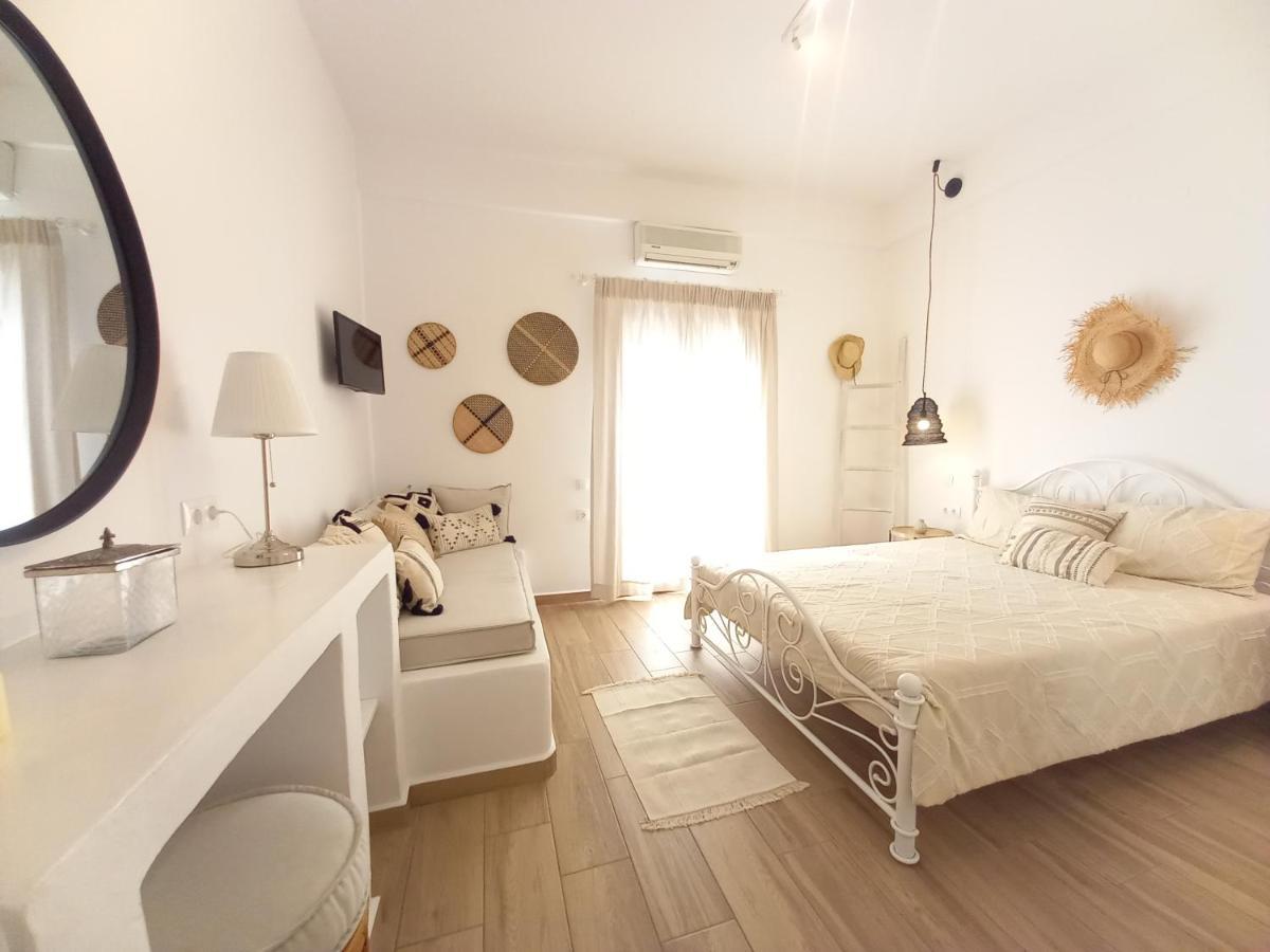 Patmos Little Suites Skála Exteriör bild