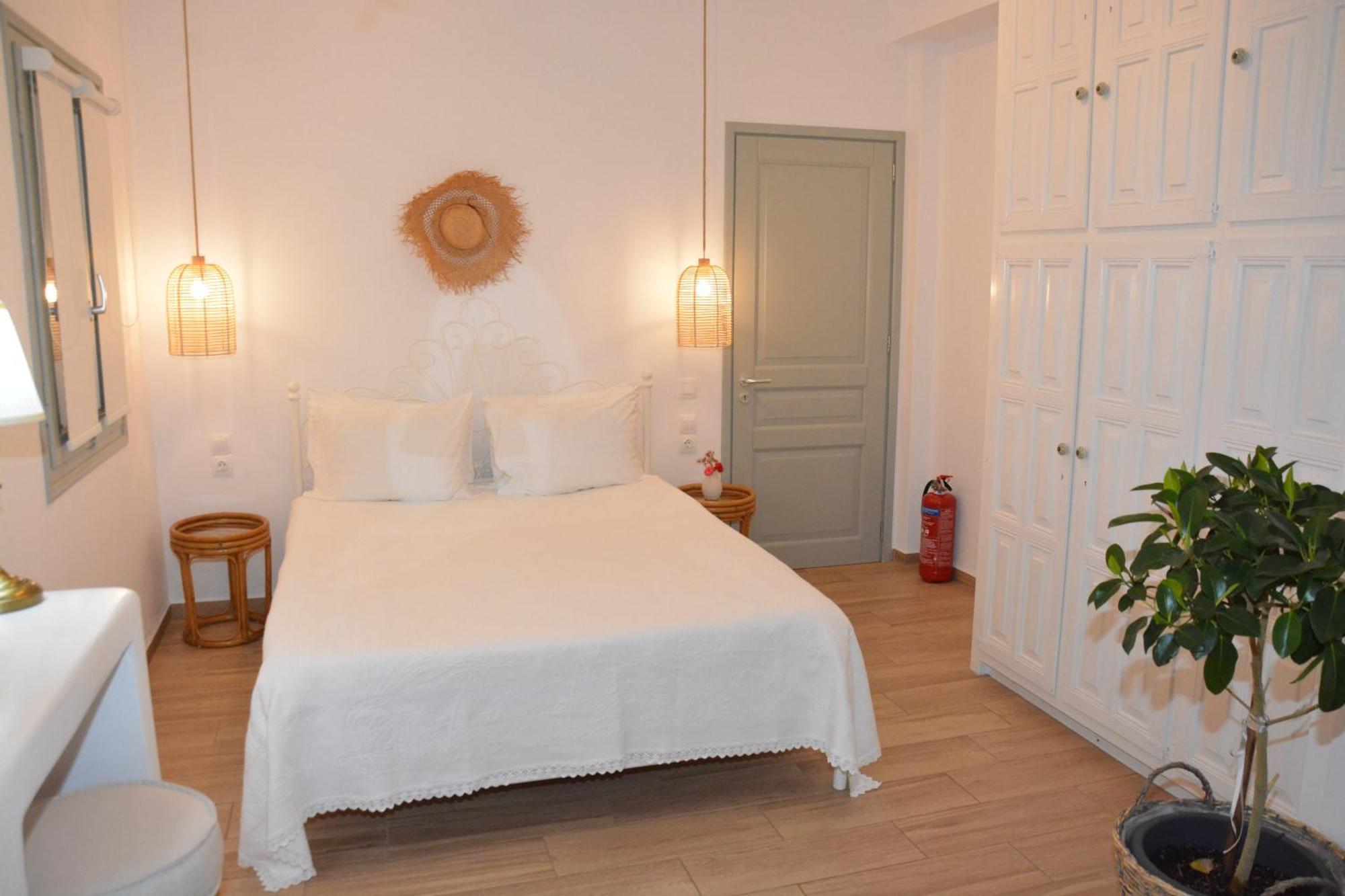 Patmos Little Suites Skála Rum bild